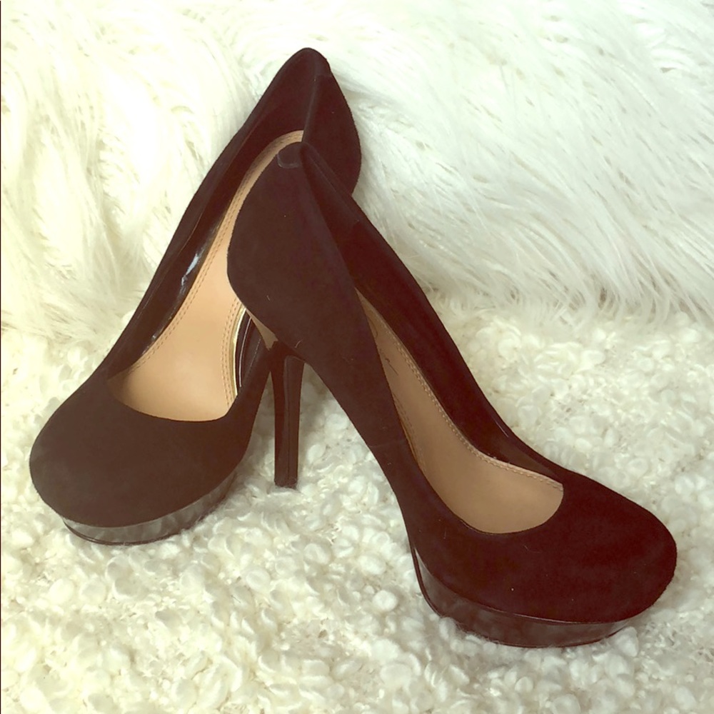 Jessica Simpson platform pumps heels